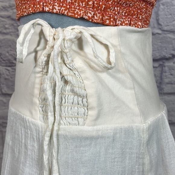 Elan gauze midi skirt - Picture 2 of 9